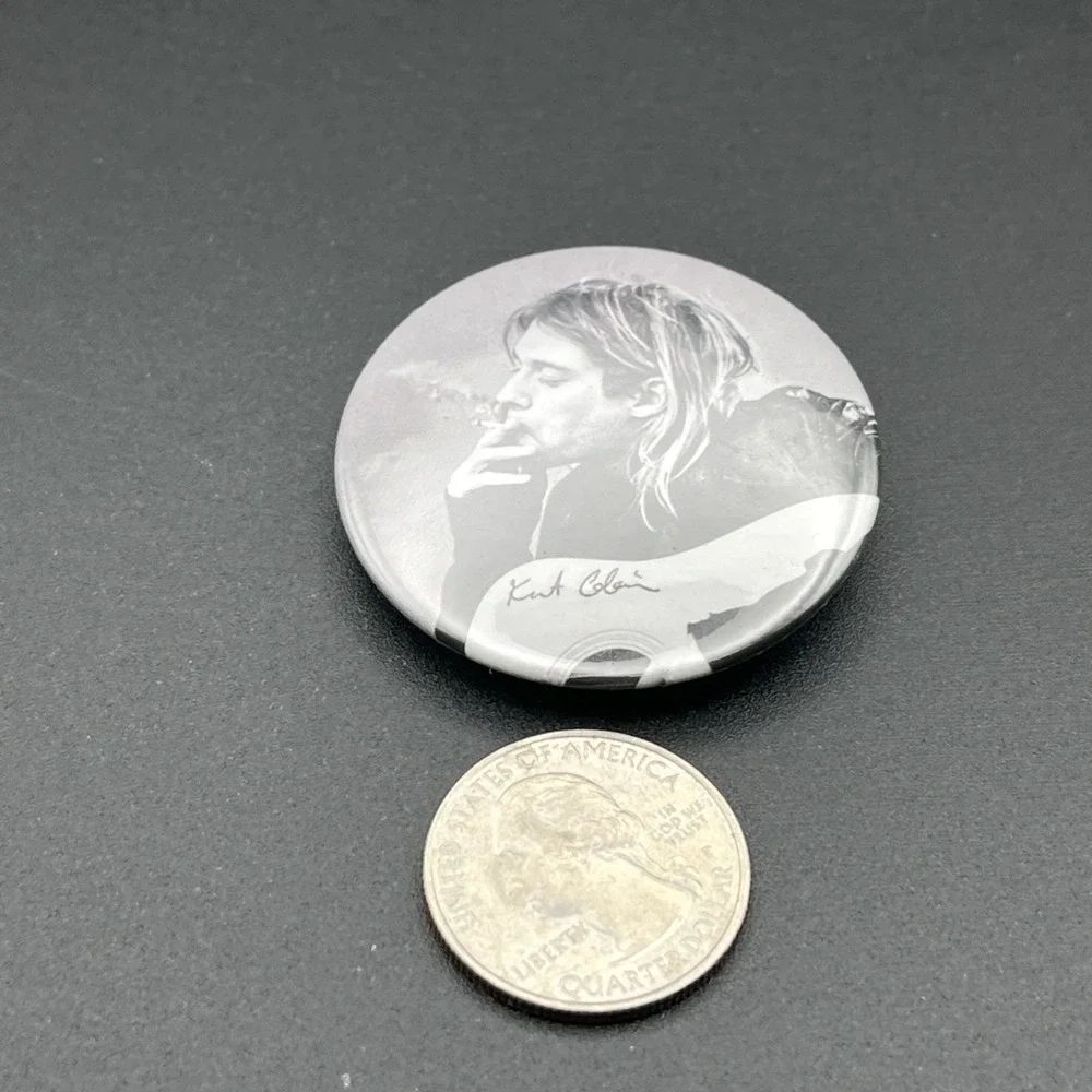 Kurt Cobain Singer Nirvana Band‎ Music Button Pin